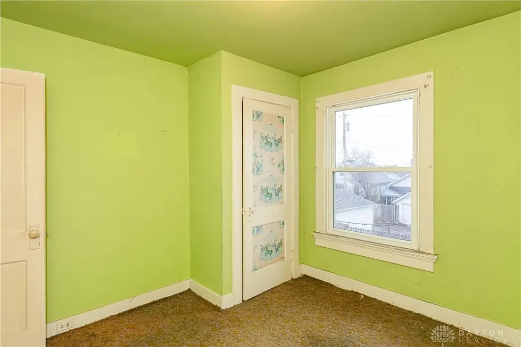 445 Santa Cruz Ave, Dayton, OH 45410 