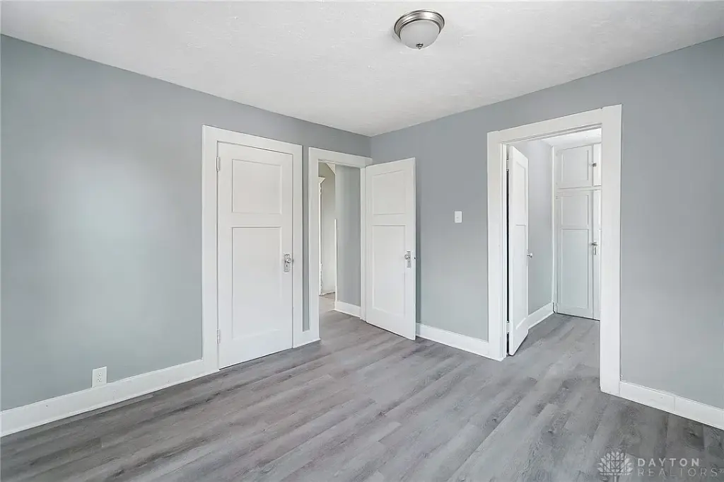 123 Delaware Ave, Dayton, OH 45405 