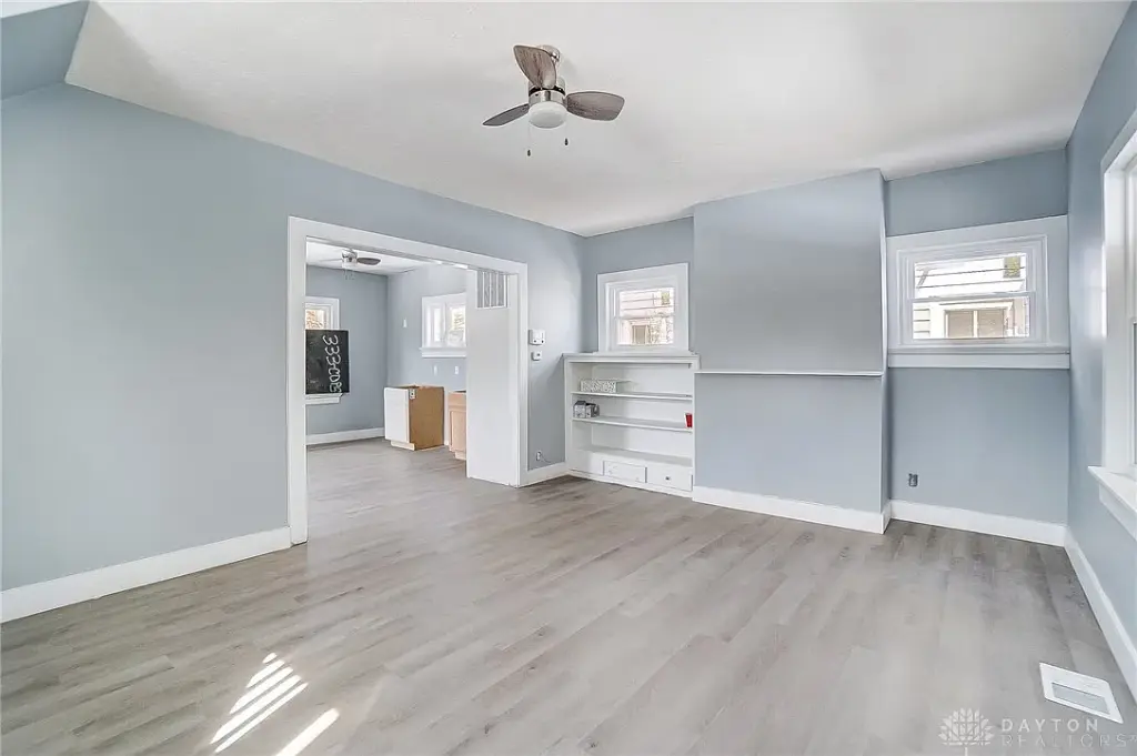 123 Delaware Ave, Dayton, OH 45405 