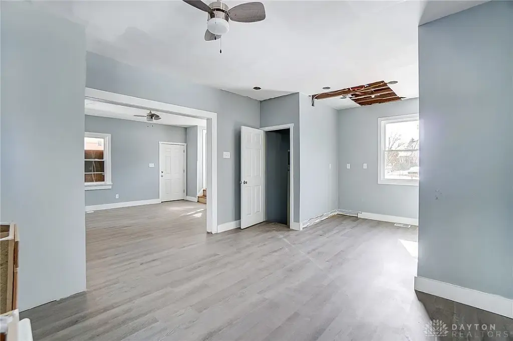 123 Delaware Ave, Dayton, OH 45405 