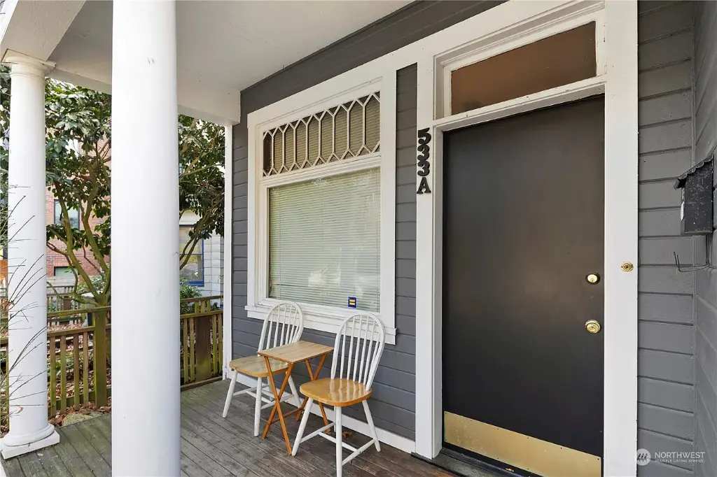 535 Federal Avenue E, Seattle, WA 98102 