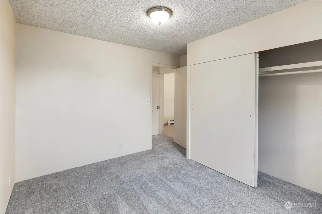 535 Federal Avenue E, Seattle, WA 98102 