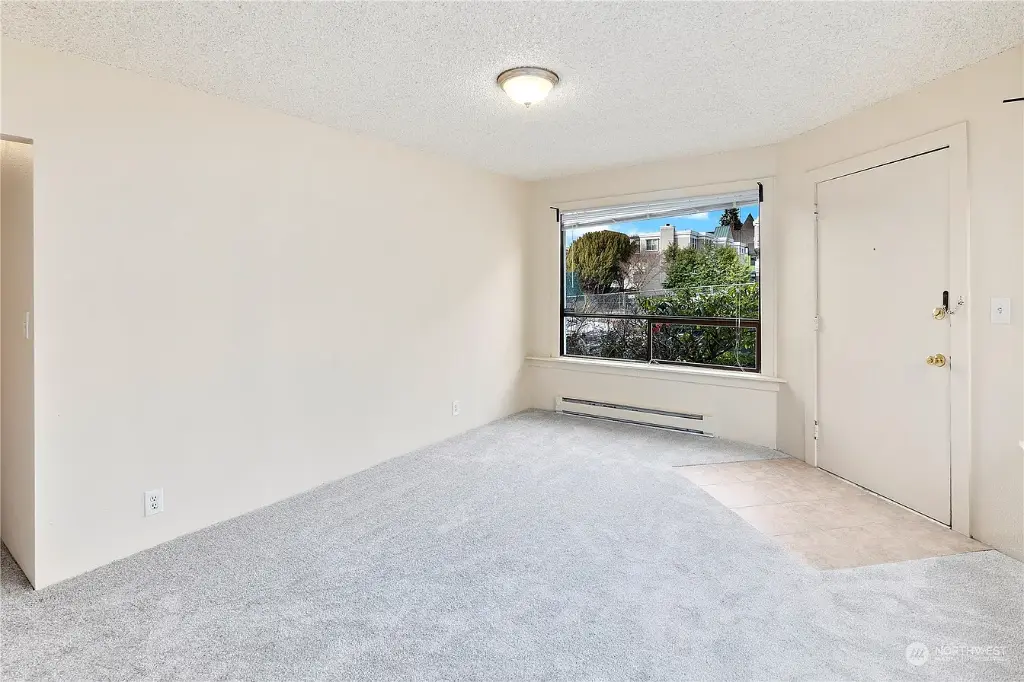 535 Federal Avenue E, Seattle, WA 98102 