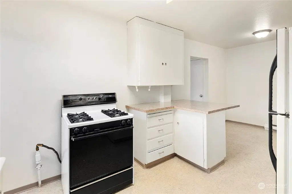 535 Federal Avenue E, Seattle, WA 98102 
