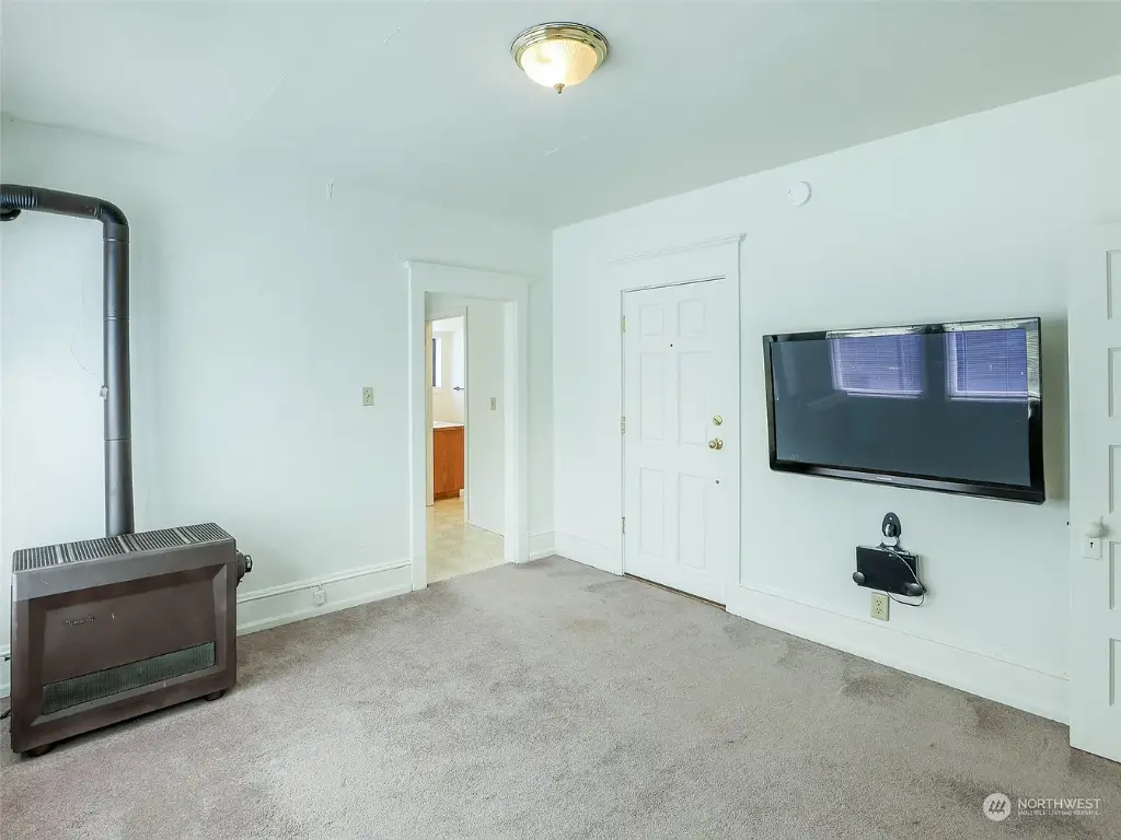 535 Federal Avenue E, Seattle, WA 98102 