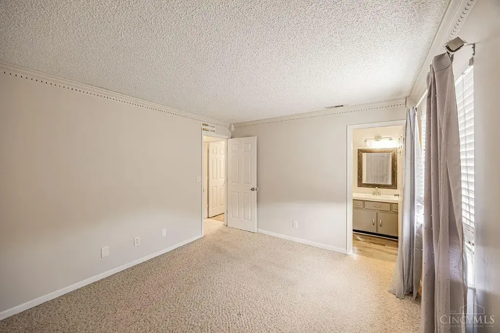 32 Providence Dr APT 24, Fairfield, OH 45014 