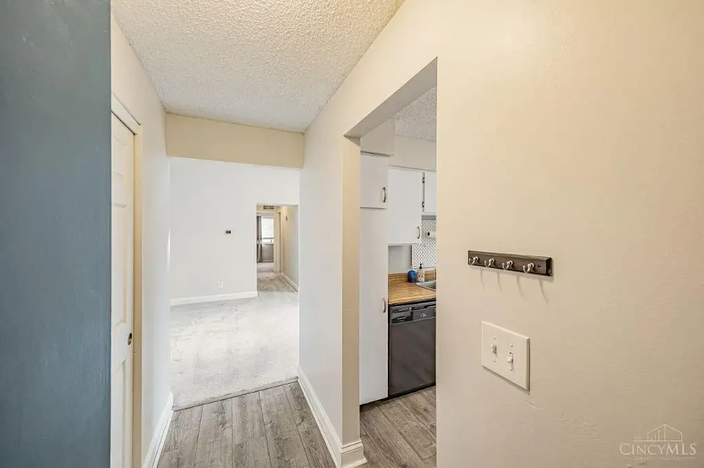 32 Providence Dr APT 24, Fairfield, OH 45014 