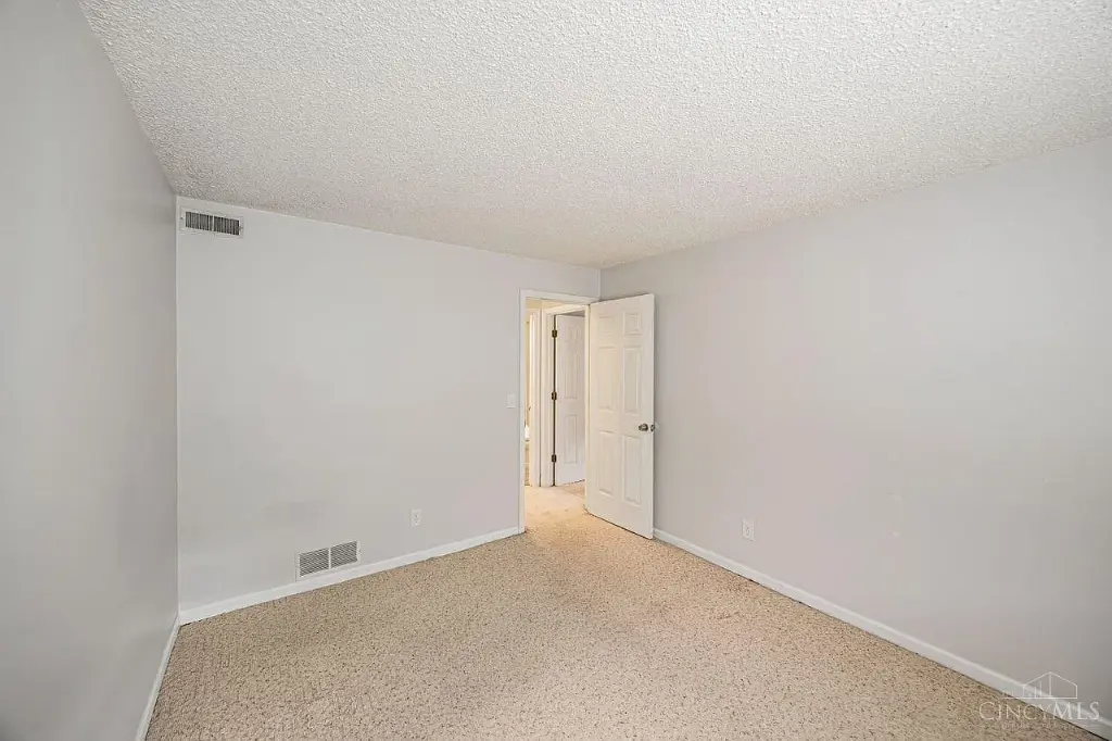 32 Providence Dr APT 24, Fairfield, OH 45014 