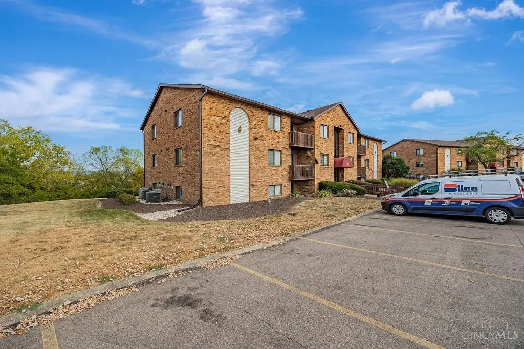 32 Providence Dr APT 24, Fairfield, OH 45014 