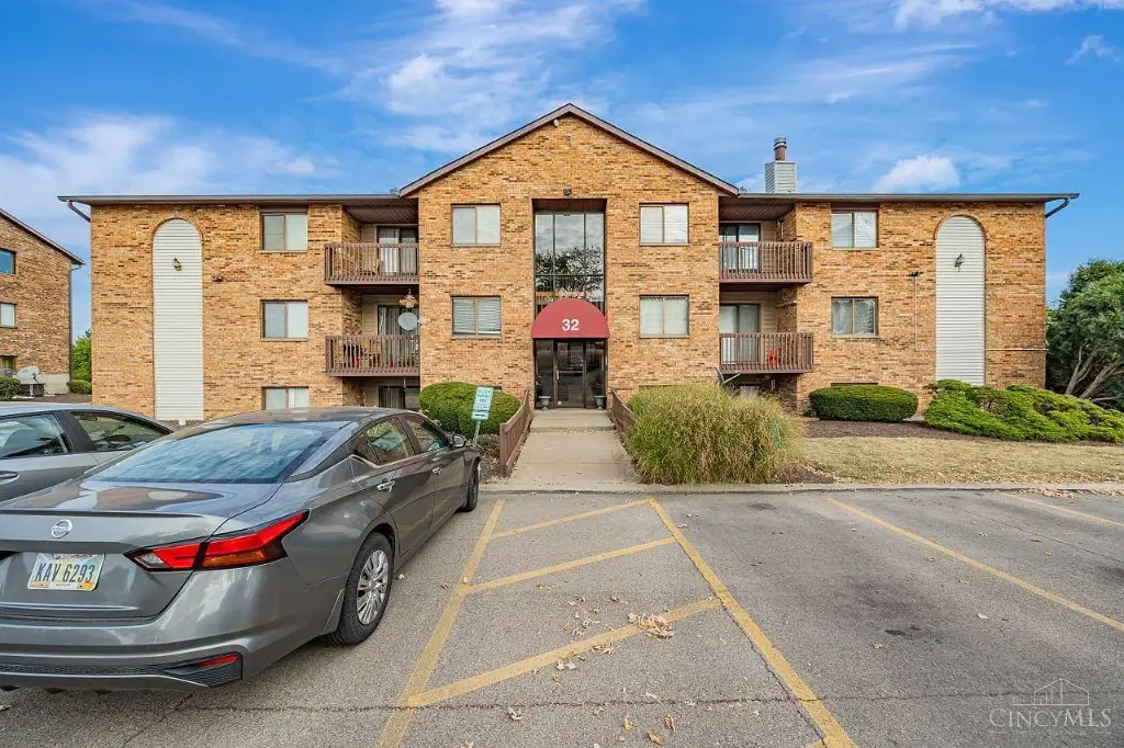 32 Providence Dr APT 24, Fairfield, OH 45014 
