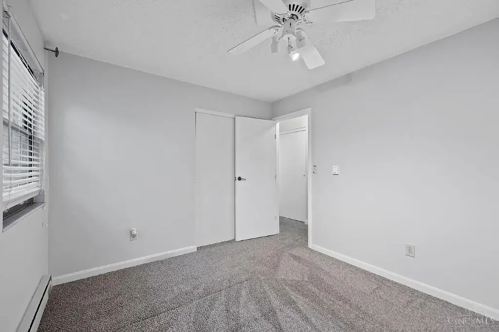 2 Camelot Ct APT 49, Fairfield, OH 45014 