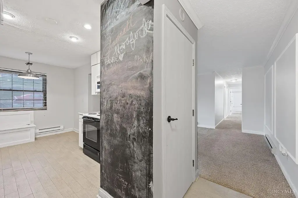 2 Camelot Ct APT 49, Fairfield, OH 45014 