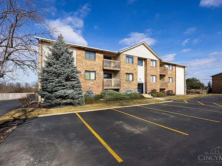 3944 Mack Rd APT 27, Fairfield, OH 45014 