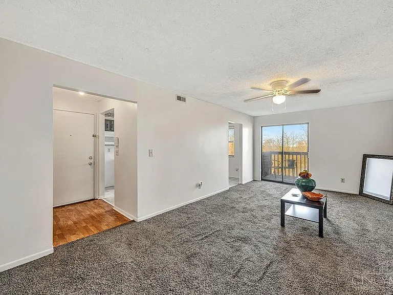 3944 Mack Rd APT 27, Fairfield, OH 45014 