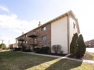 3944 Mack Rd APT 27, Fairfield, OH 45014 