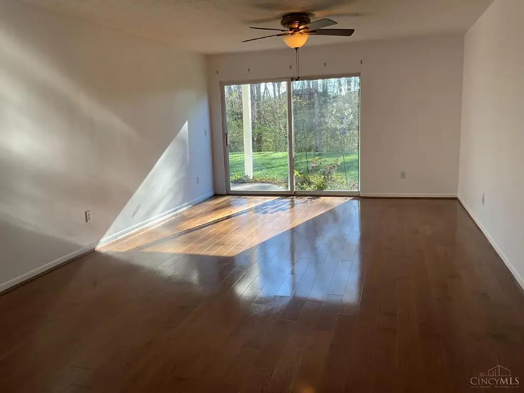 5612 Flagstone Way APT 103, Milford, OH 45150 