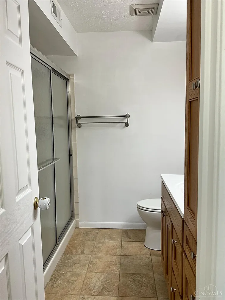 5612 Flagstone Way APT 103, Milford, OH 45150 