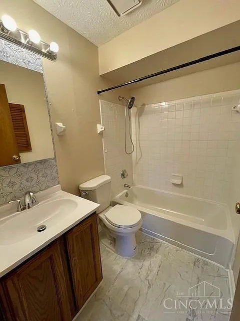 5248 Muhlhauser Rd, Hamilton, OH 45011 