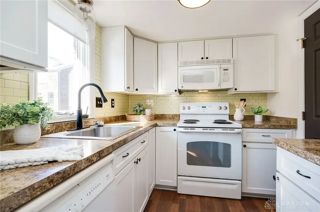 119 N Patterson Blvd, Dayton, OH 45402 