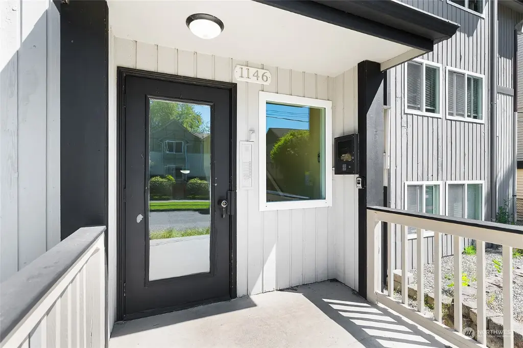 1146 N 91st Street, Seattle, WA 98103 