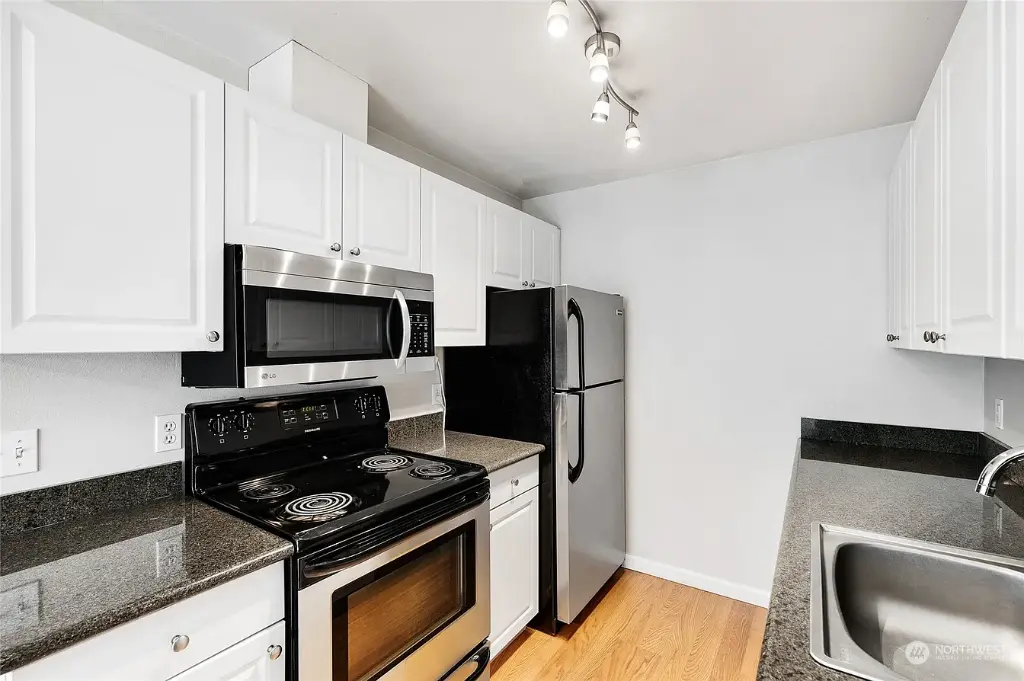 1146 N 91st Street, Seattle, WA 98103 