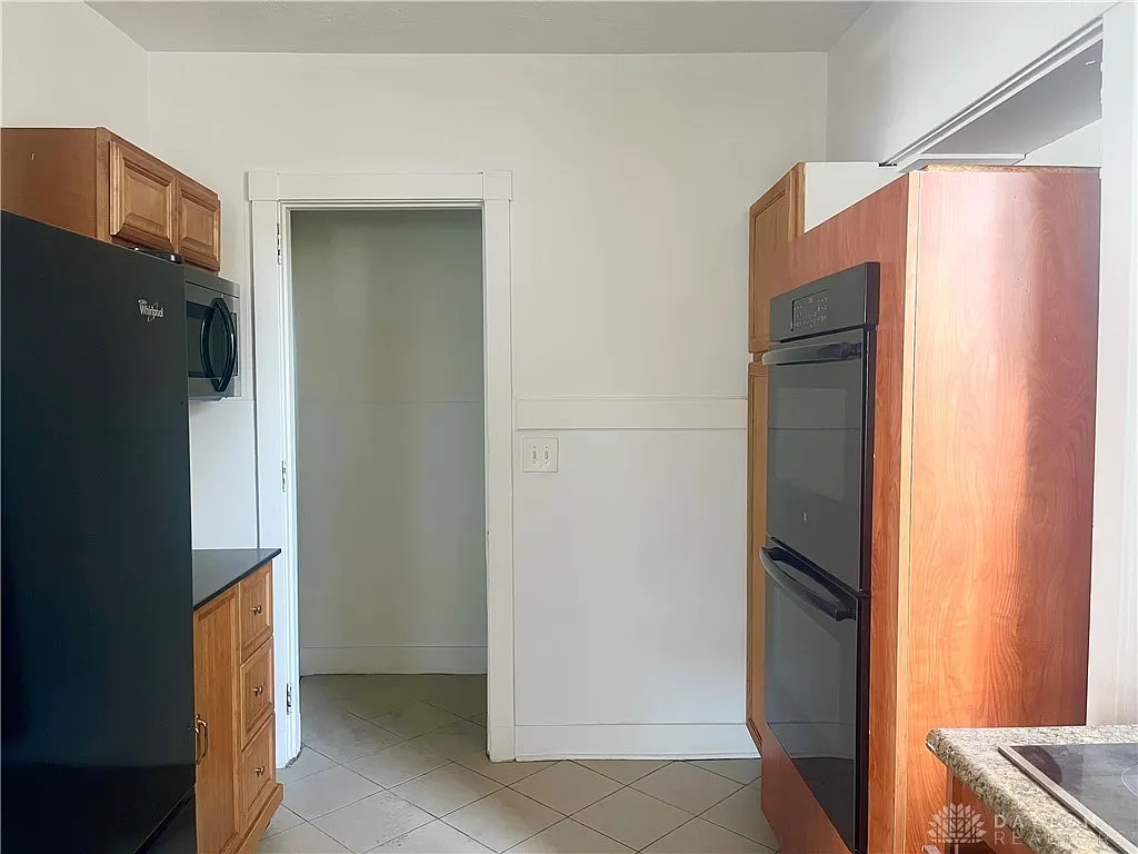 1200 Wyoming St, Dayton, OH 45410 