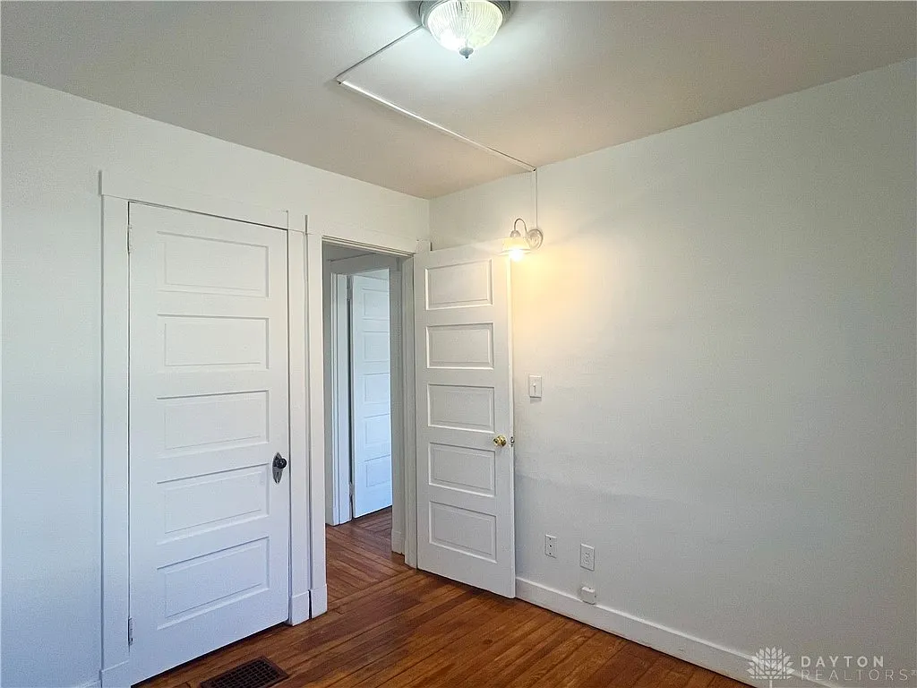 1200 Wyoming St, Dayton, OH 45410 
