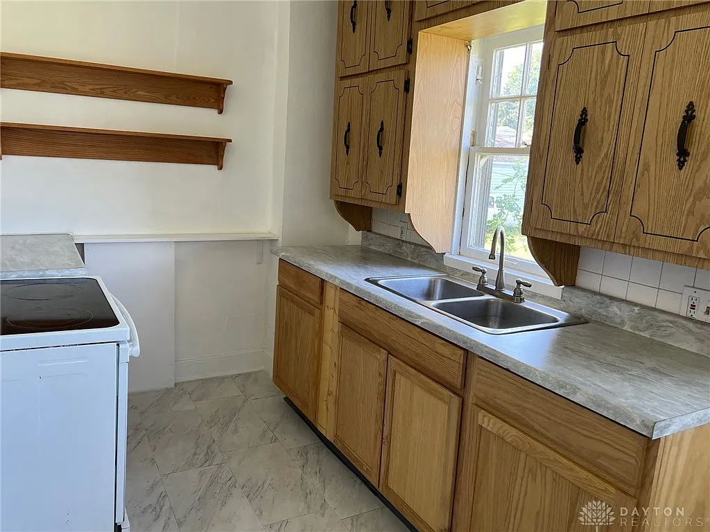231 Fernwood Ave #229, Dayton, OH 45405 