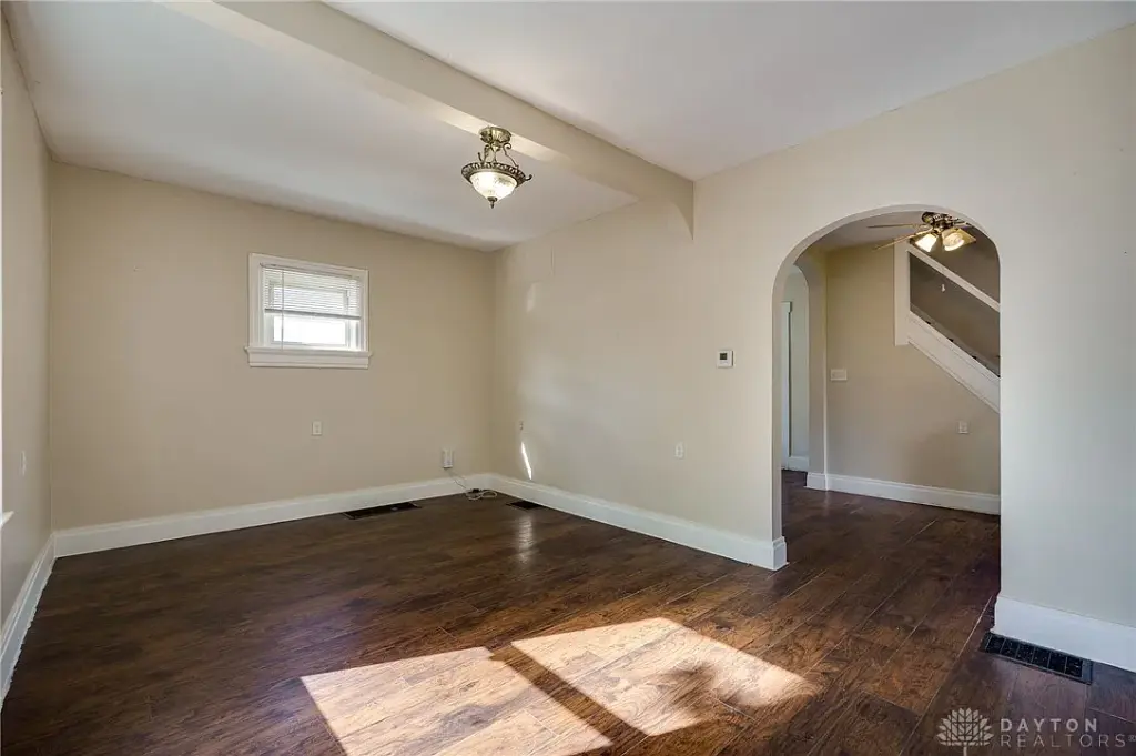 1337 Colwick Dr, Dayton, OH 45420 