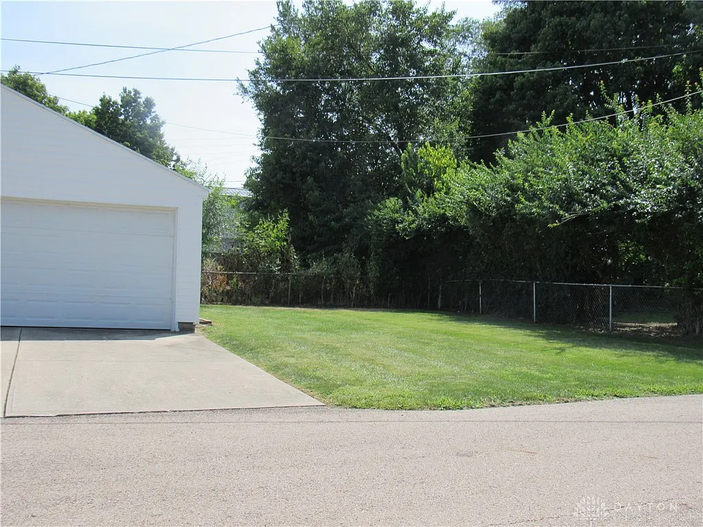 110 S Montgomery St, Union, OH 45322 