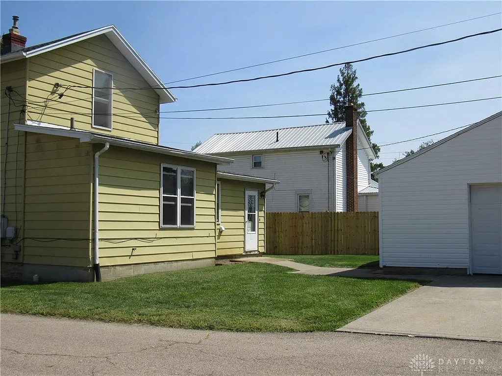 110 S Montgomery St, Union, OH 45322 