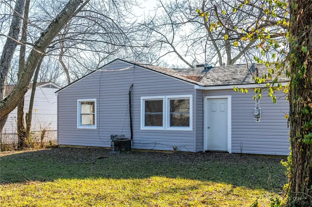 3747 Barbarosa Dr, Dayton, OH 45416 
