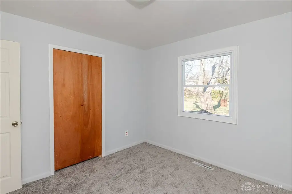 3747 Barbarosa Dr, Dayton, OH 45416 