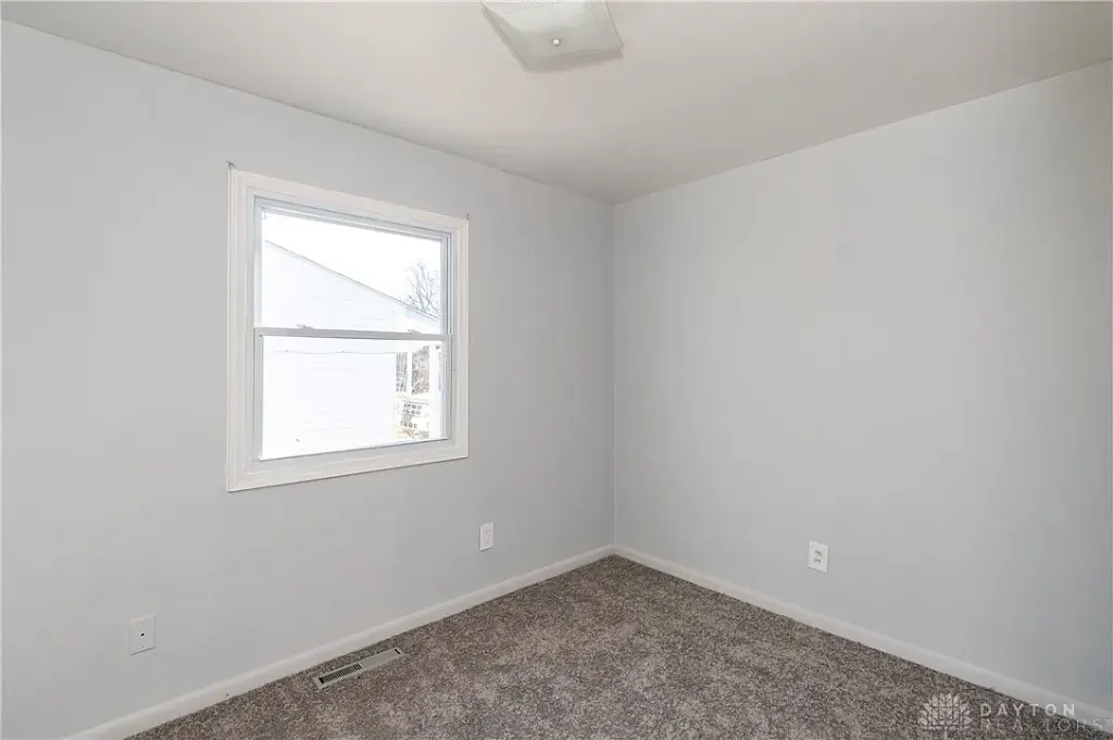 3747 Barbarosa Dr, Dayton, OH 45416 