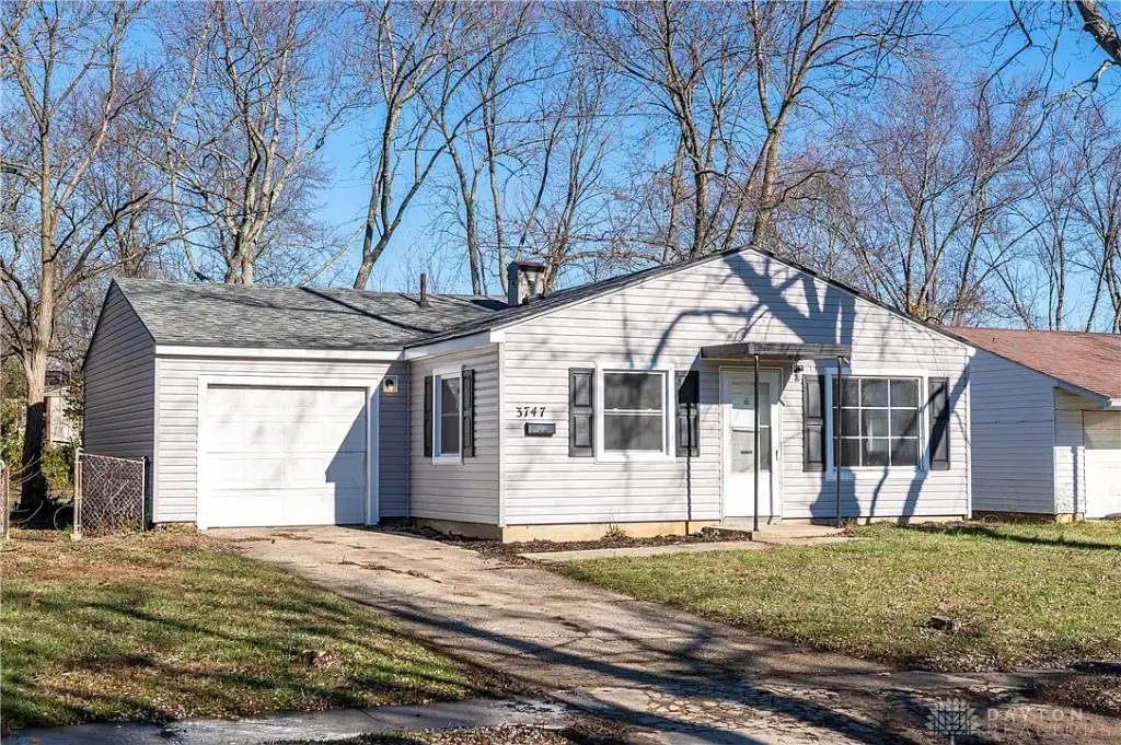 3747 Barbarosa Dr, Dayton, OH 45416 