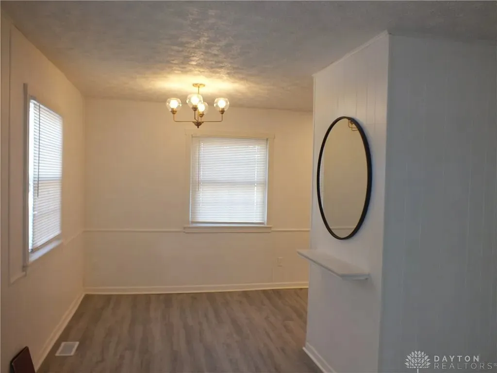 3566 Haney Rd, Dayton, OH 45416 