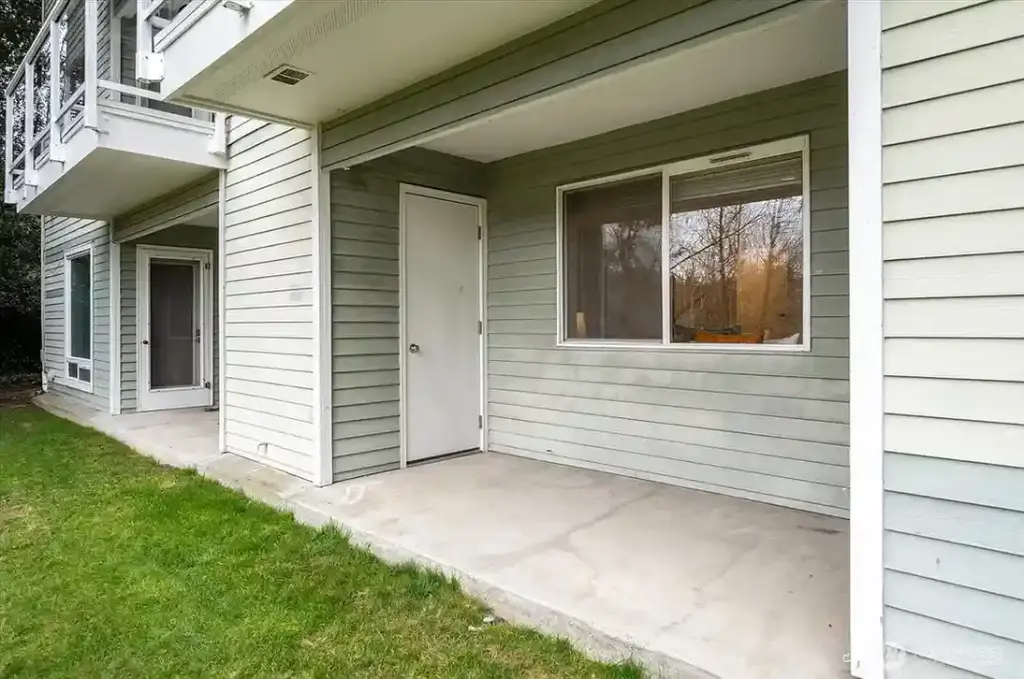 12307 NE 97th Street UNIT B, Kirkland, WA 98033 