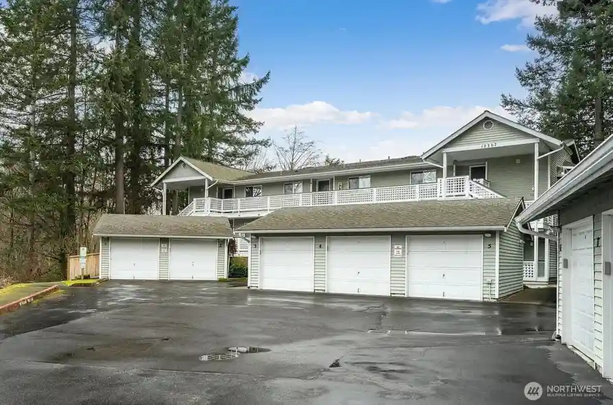 12307 NE 97th Street UNIT B, Kirkland, WA 98033 