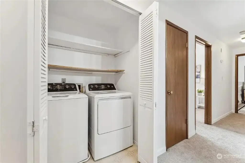 734 N 94th Street UNIT A-3, Seattle, WA 98103 