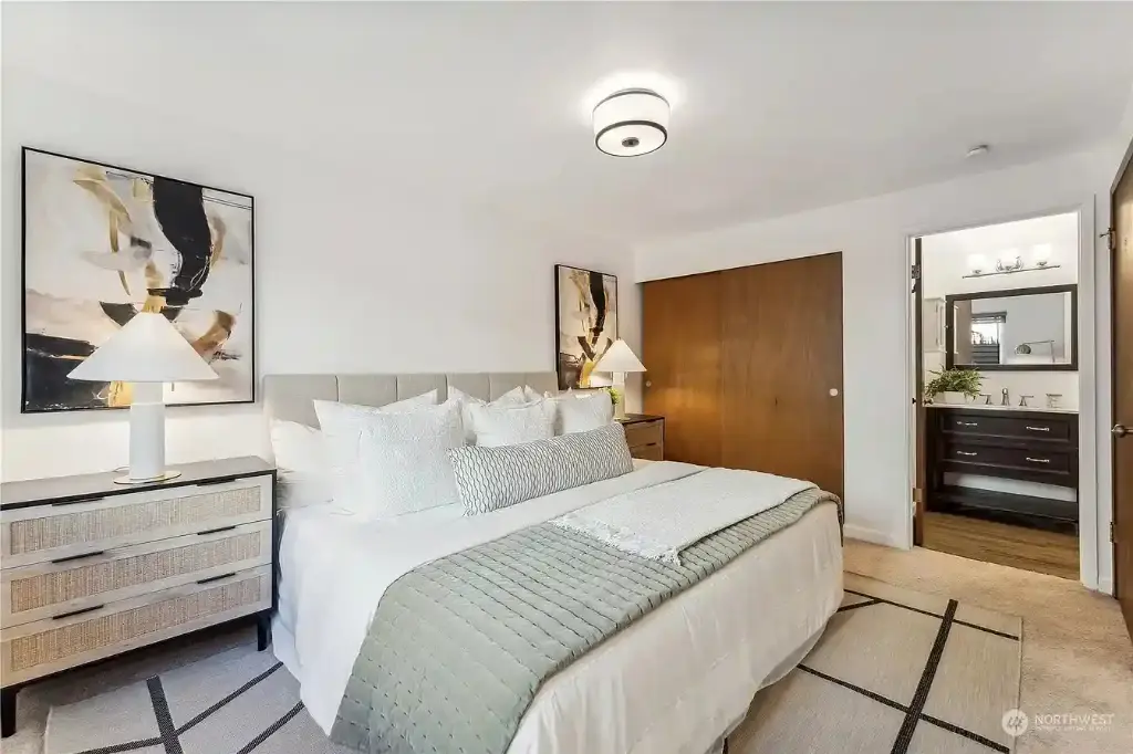 734 N 94th Street UNIT A-3, Seattle, WA 98103 