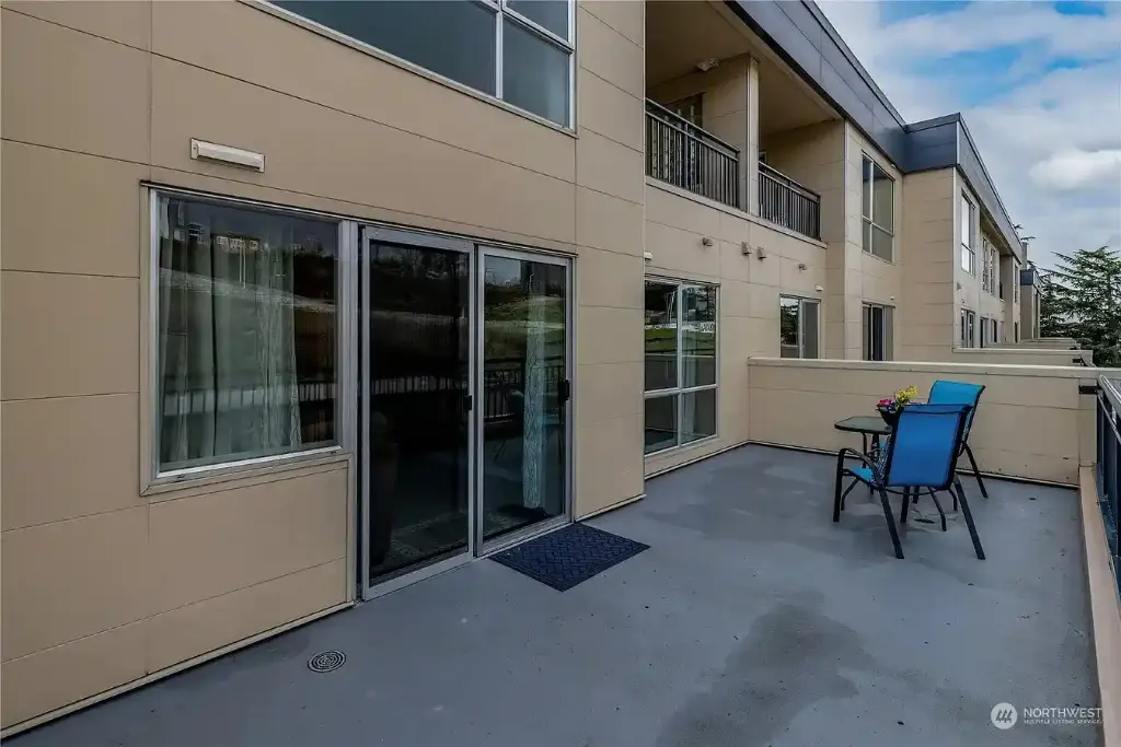 321 10th Avenue S UNIT 616, Seattle, WA 98104 