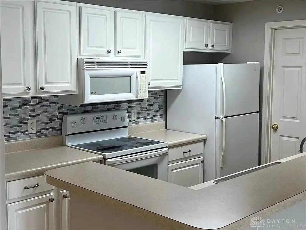 1901 Waterstone Blvd APT 208, Miamisburg, OH 45342 