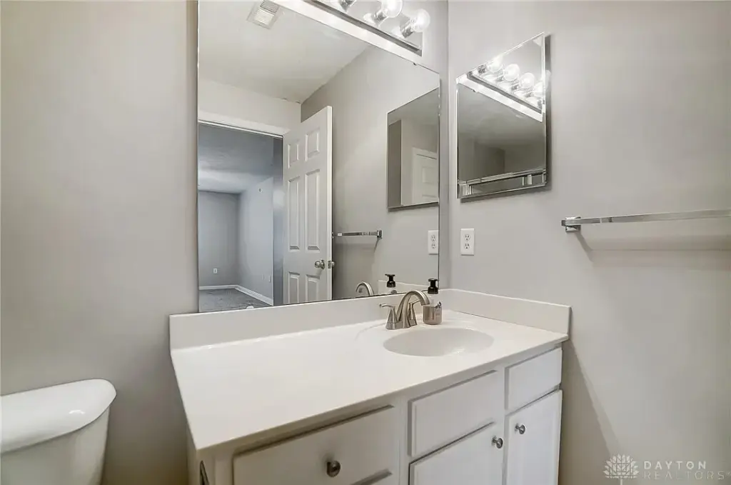 1901 Waterstone Blvd APT 208, Miamisburg, OH 45342 