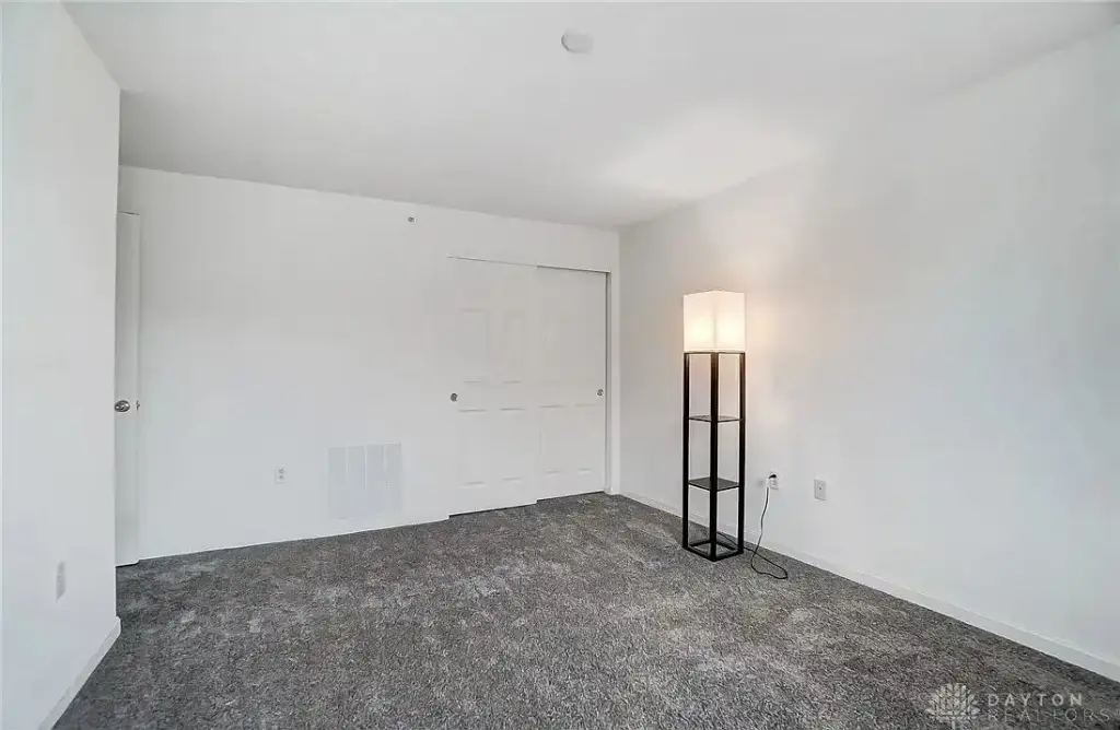 1901 Waterstone Blvd APT 208, Miamisburg, OH 45342 