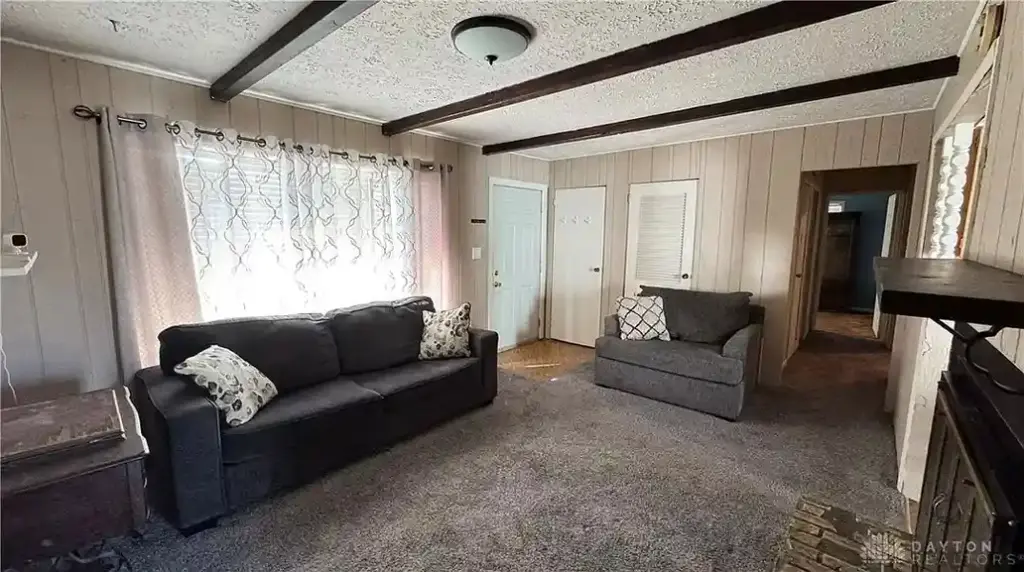 59 N Haven Dr, Fairborn, OH 45324 