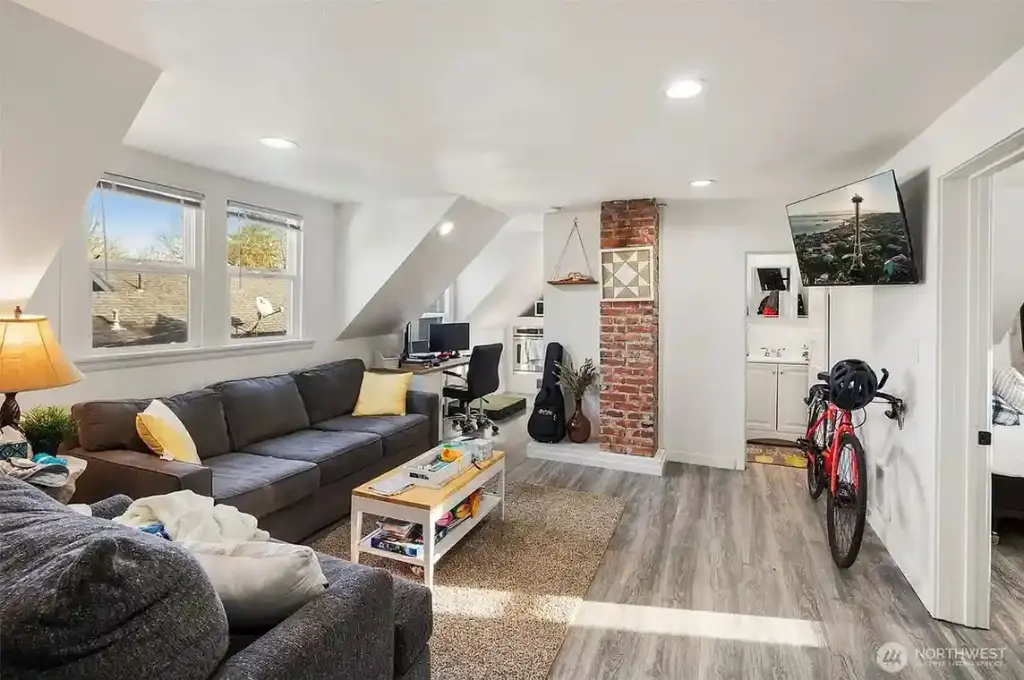 2222 Summit Avenue, Everett, WA 98201 