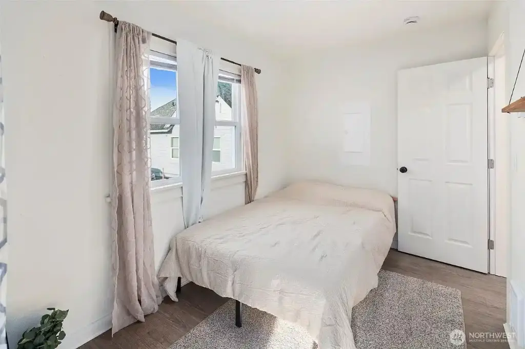 2222 Summit Avenue, Everett, WA 98201 