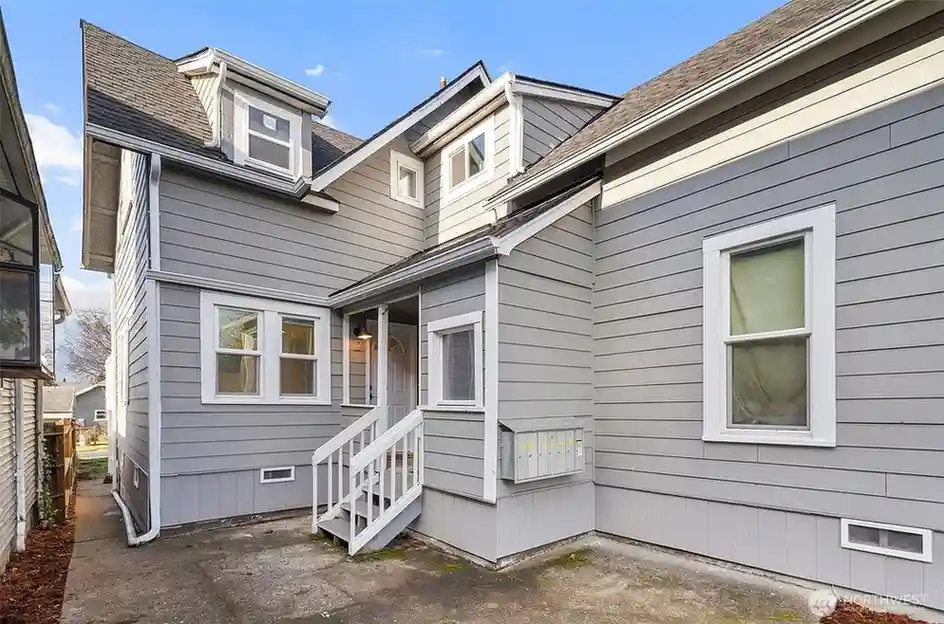 2222 Summit Avenue, Everett, WA 98201 