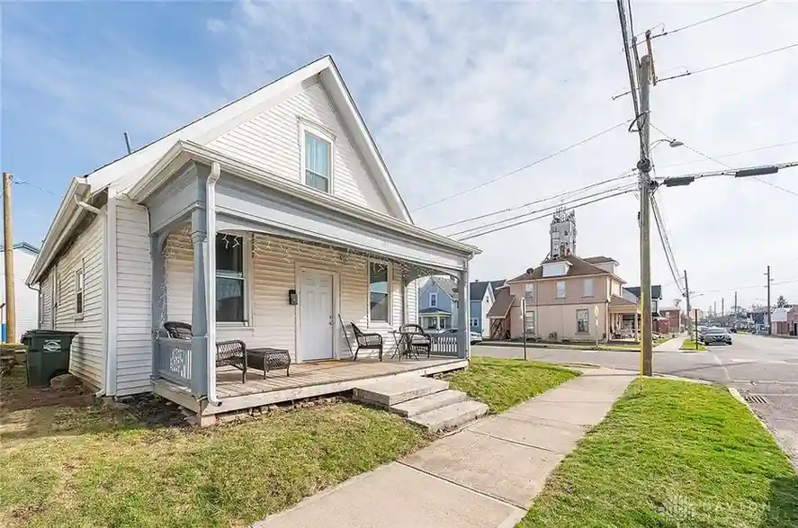 131 S Mulberry St, Troy, OH 45373 