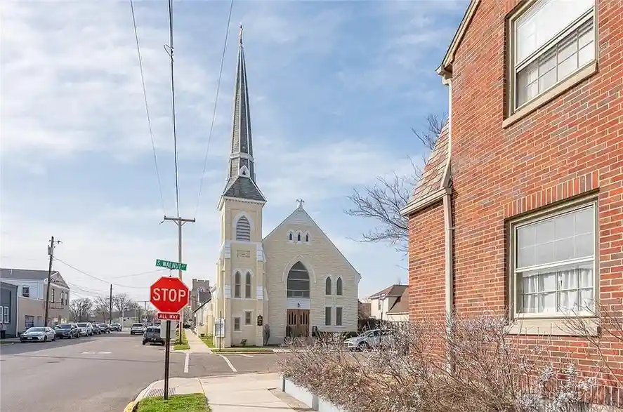 131 S Mulberry St, Troy, OH 45373 
